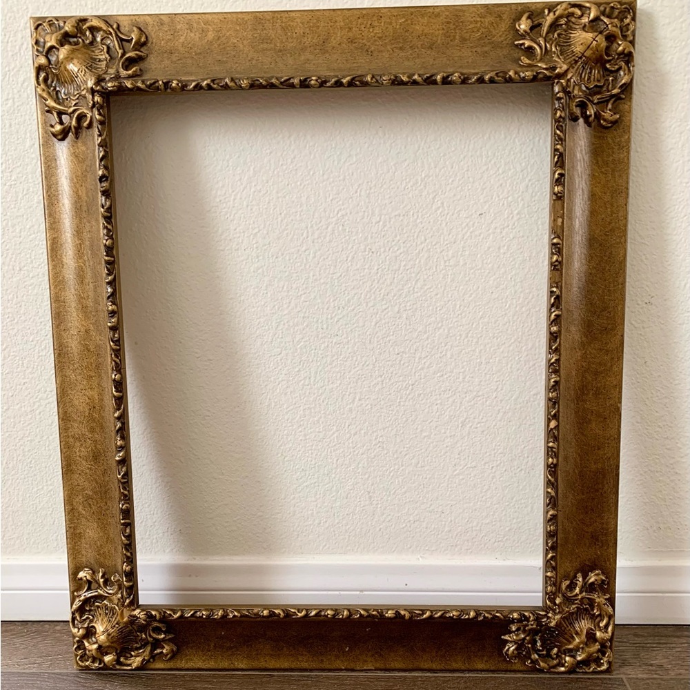 Vintage Victorian Style Gold Color Frame 19/22”